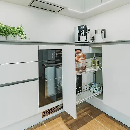 Oeoe Street Premium With Terrace *